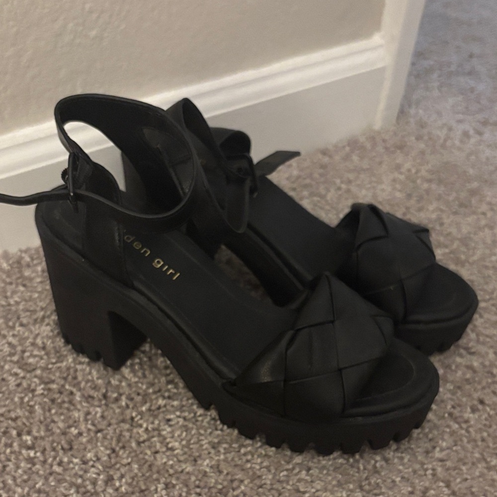 Madden Girl Black Platform Sandals